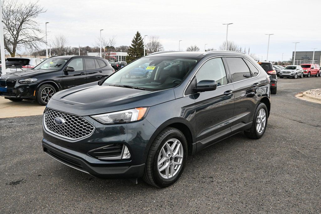Certified 2024 Ford Edge SEL w/ Convenience Package image 9