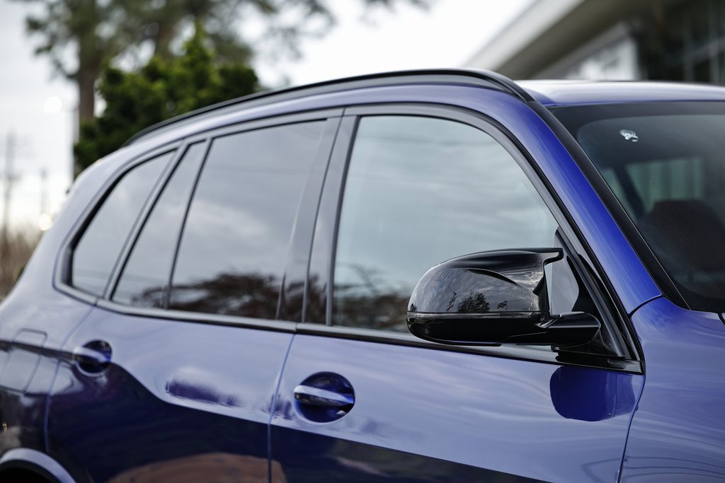 New 2026 BMW X5 M60i w/ Climate Comfort Package image 3