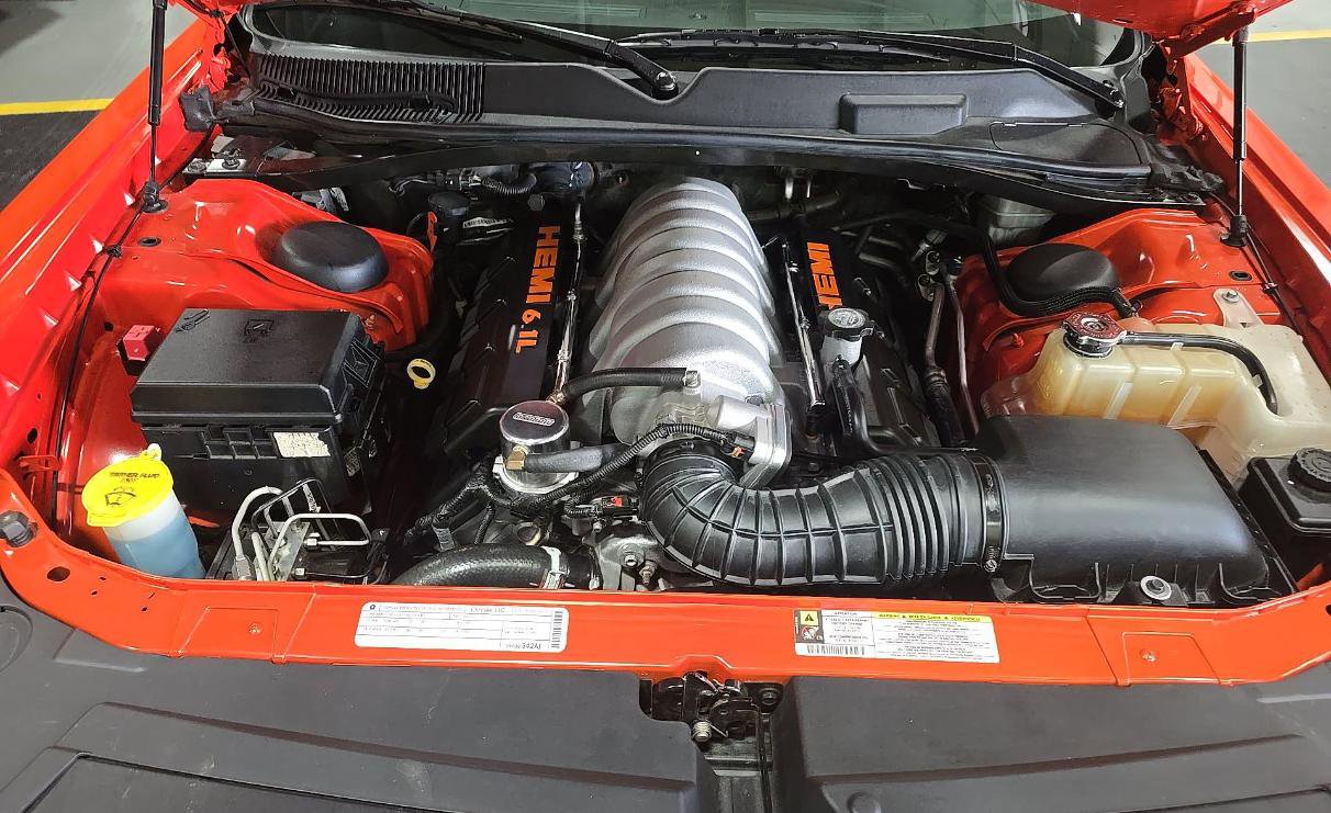 Used 2008 Dodge Challenger SRT8 RWD image 15