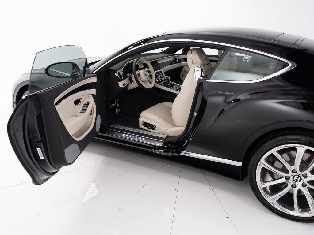 Used 2023 Bentley Continental GT Azure AWD/4WD image 9