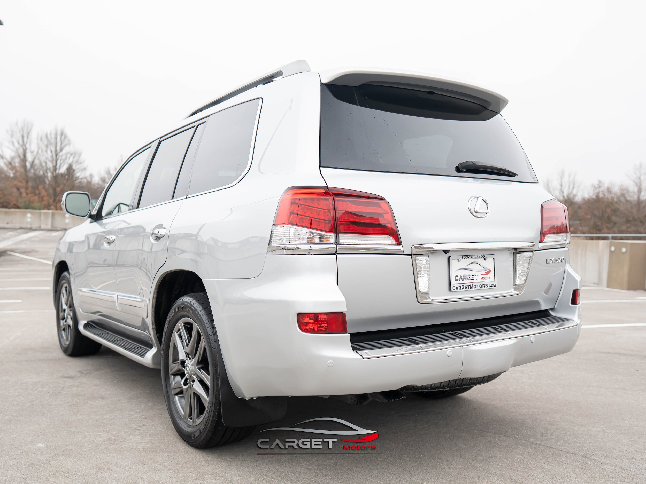 Used 2014 Lexus LX 570 4WD w/ Luxury Package image 5