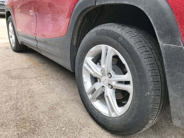 Certified 2023 GMC Terrain SLE w/ Driver Convenience Package image 12