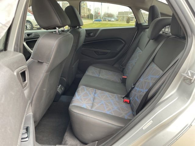 Used 2013 Ford Fiesta SE image 10