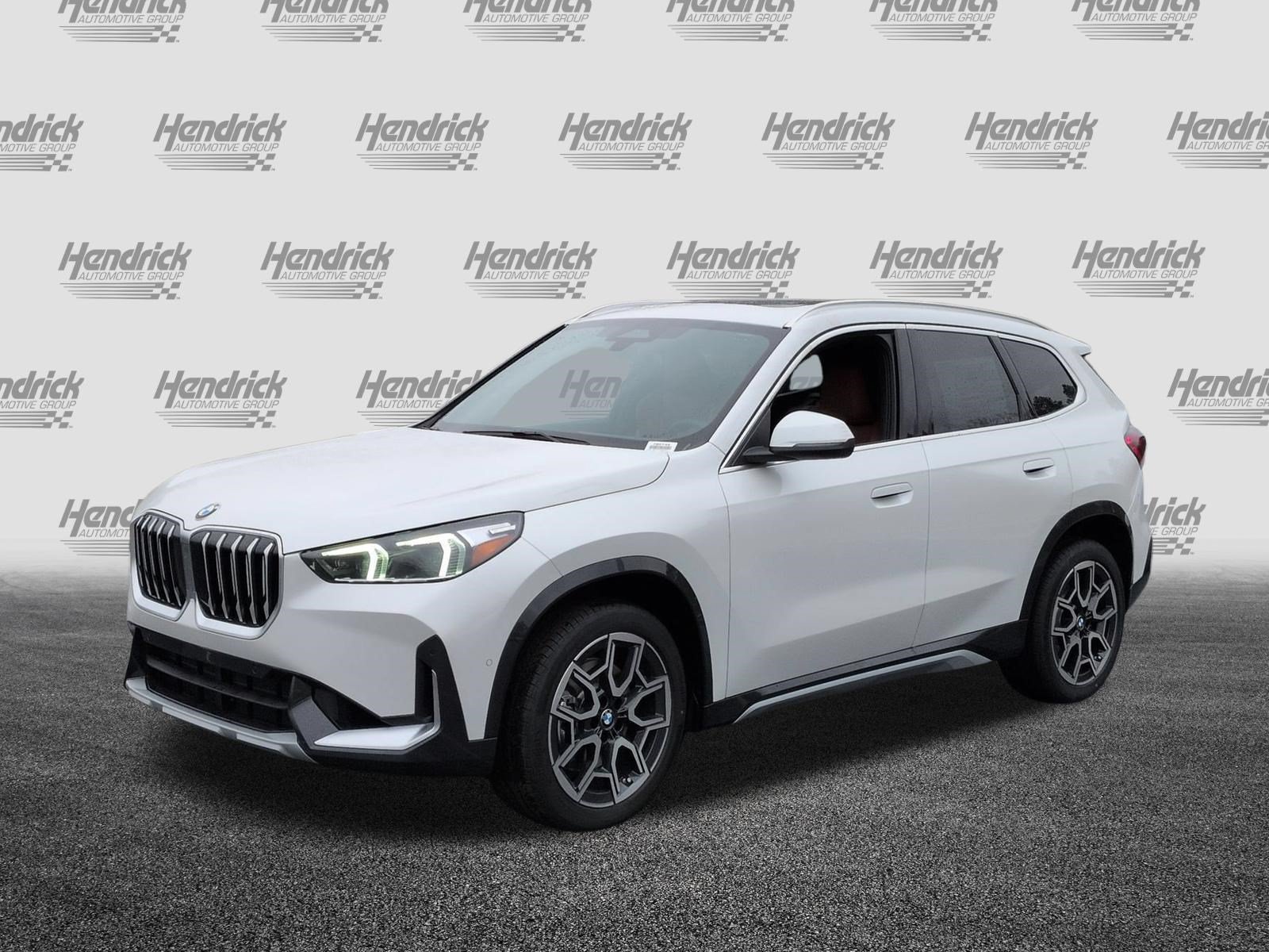 Certified 2026 BMW X1 xDrive28i w/ Convenience Package AWD/4WD image 5