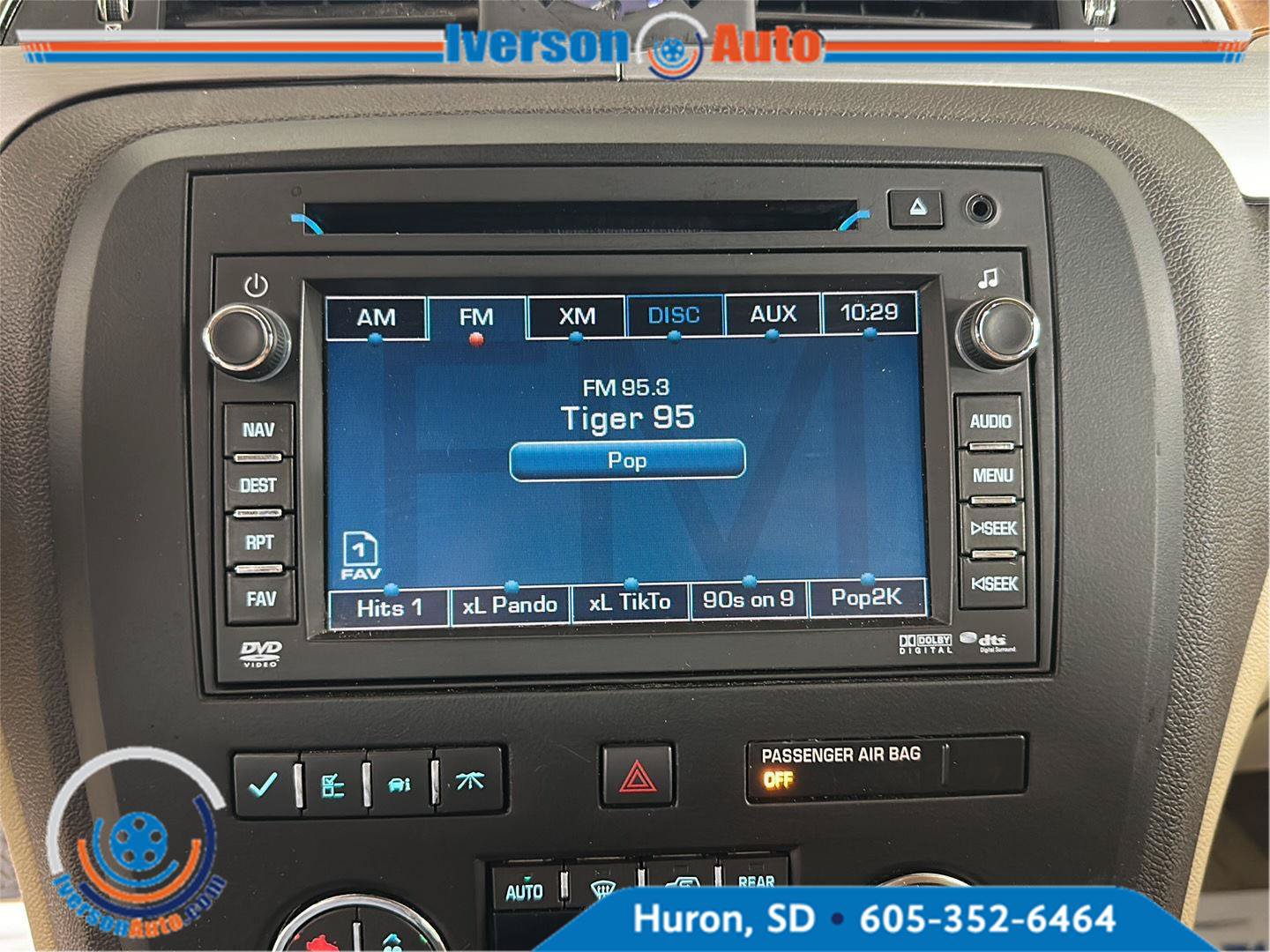 Used 2011 Buick Enclave CXL w/ Trailering Provision Package AWD/4WD image 19