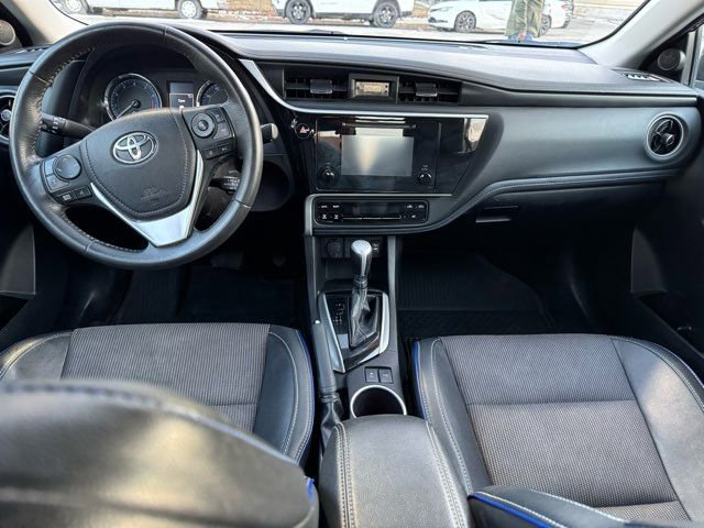 Used 2018 Toyota Corolla SE image 21