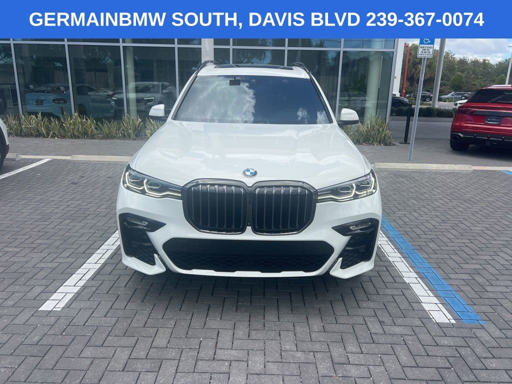 Certified 2022 BMW X7 xDrive40i w/ M Sport Package AWD/4WD image 2