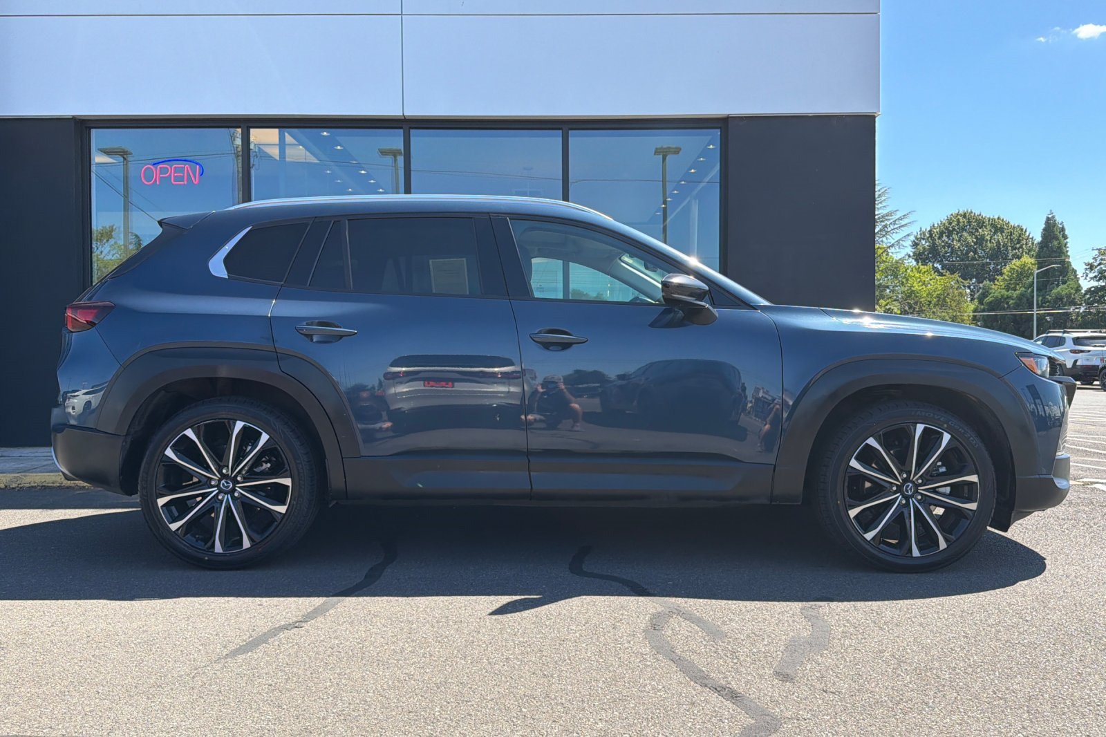 Used 2023 MAZDA CX-50 2.5 Turbo w/ Cargo Package AWD/4WD image 3