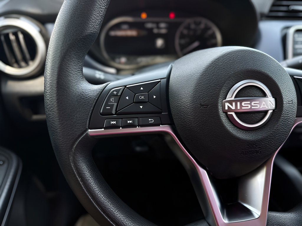 Used 2024 Nissan Versa SV FWD image 13