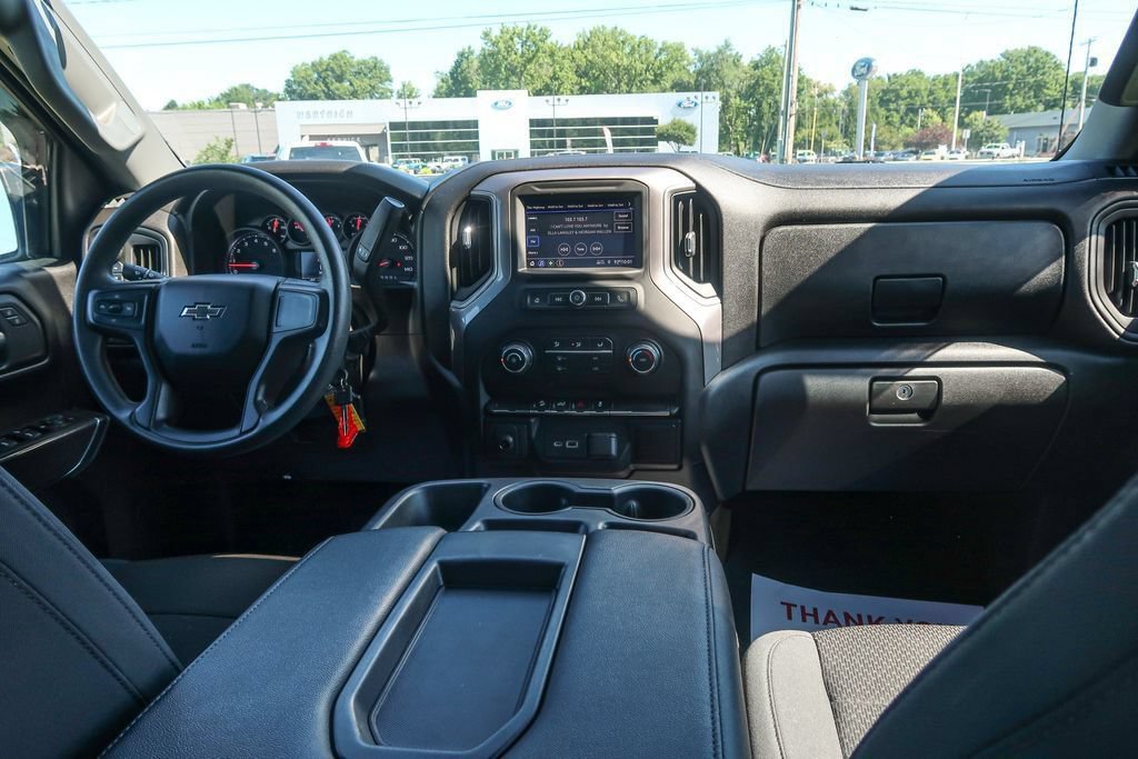Used 2021 Chevrolet Silverado 1500 Custom Trail Boss w/ Midnight Edition AWD/4WD image 15