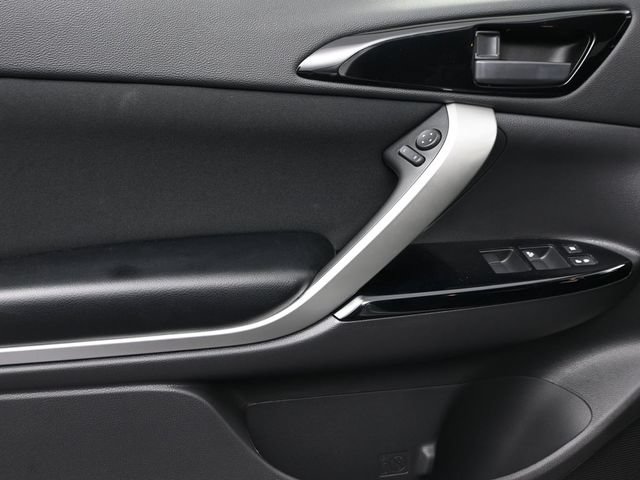 New 2026 Mitsubishi Eclipse Cross LE AWD/4WD image 12