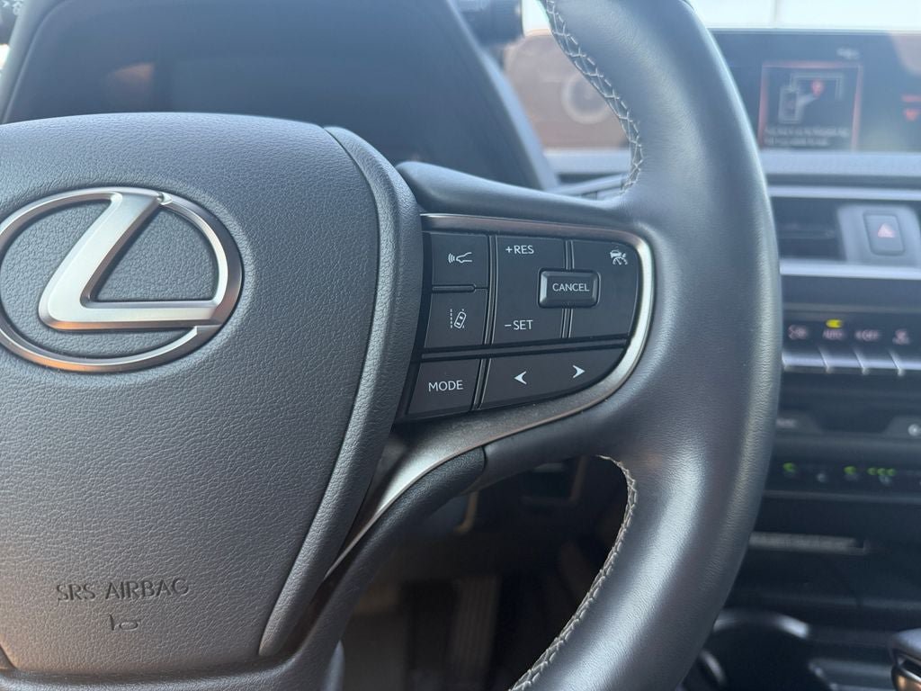 Used 2022 Lexus UX 250h w/ Premium Package AWD/4WD image 16