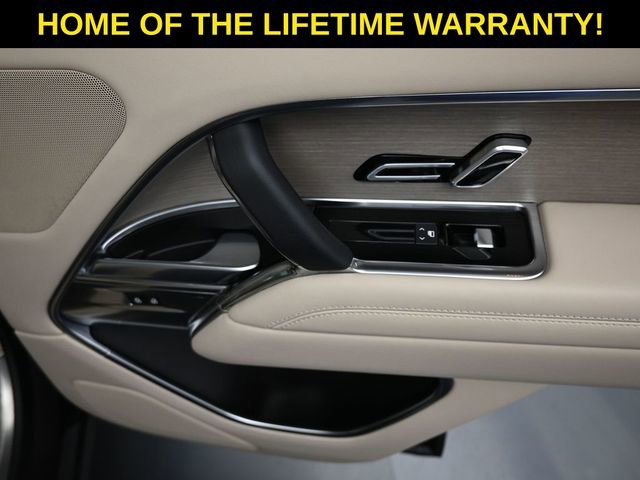 Used 2023 Land Rover Range Rover SE image 54