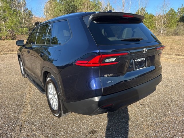 Used 2025 Toyota Grand Highlander AWD image 4