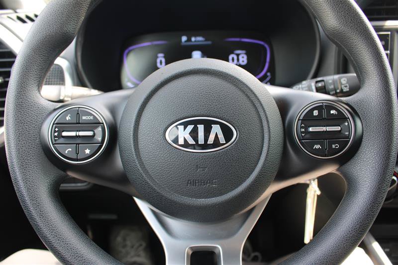 Used 2025 Kia Soul LX w/ LX Technology Package FWD image 10