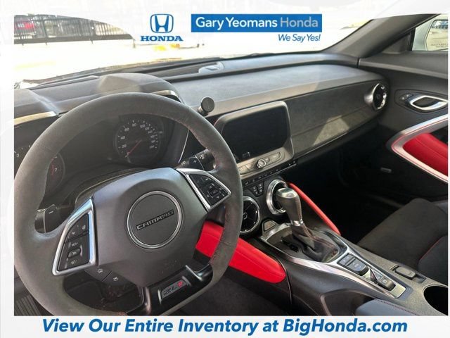 Used 2022 Chevrolet Camaro ZL1 RWD image 8
