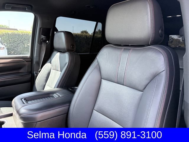 Used 2022 Chevrolet Tahoe RST w/ Luxury Package RWD image 12