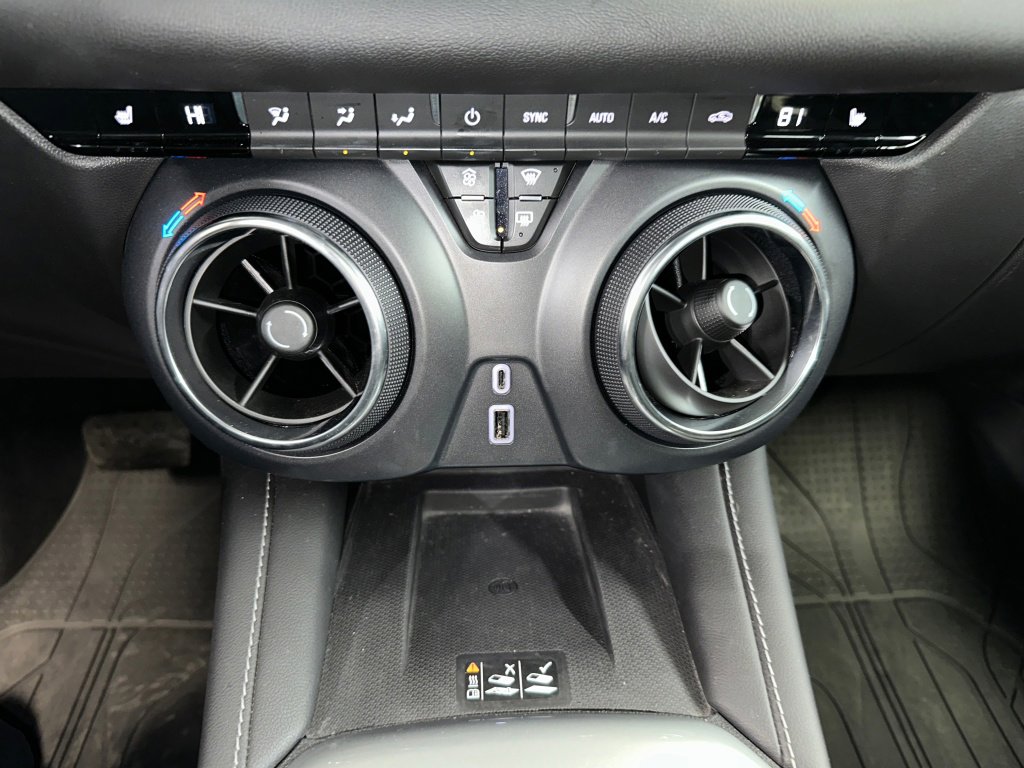 Certified 2024 Chevrolet Blazer LT w/ Convenience Package image 14