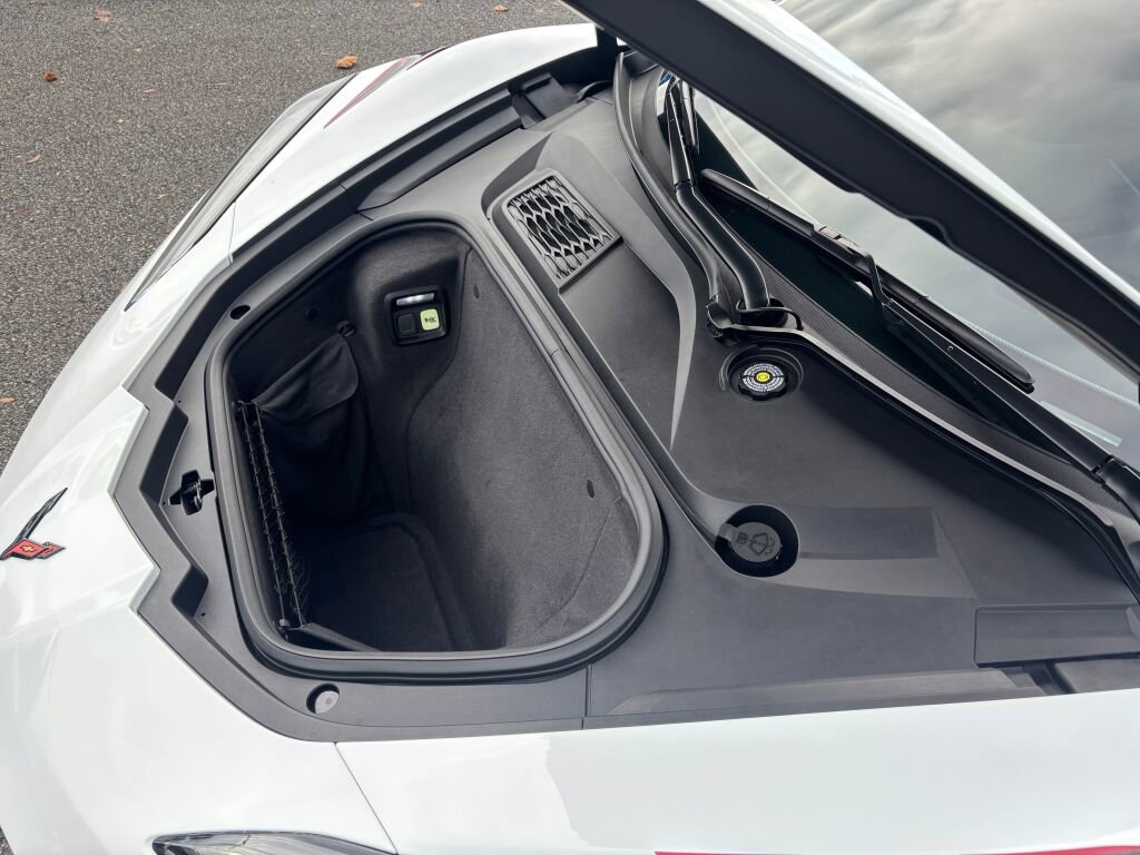 Used 2020 Chevrolet Corvette Stingray Premium Cpe w/ 3LT Preferred Equipment Group image 14