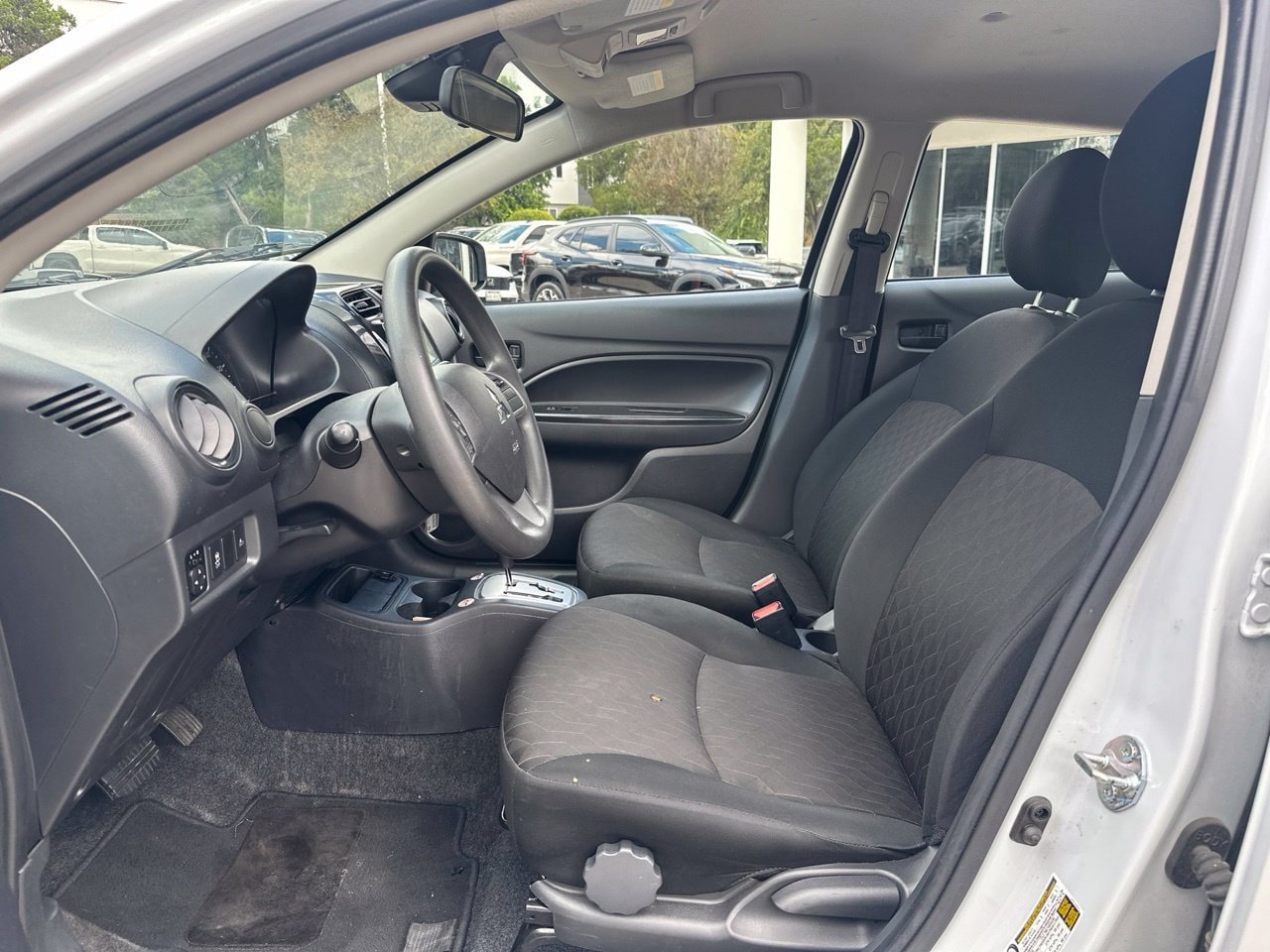 Used 2024 Mitsubishi Mirage ES FWD image 9