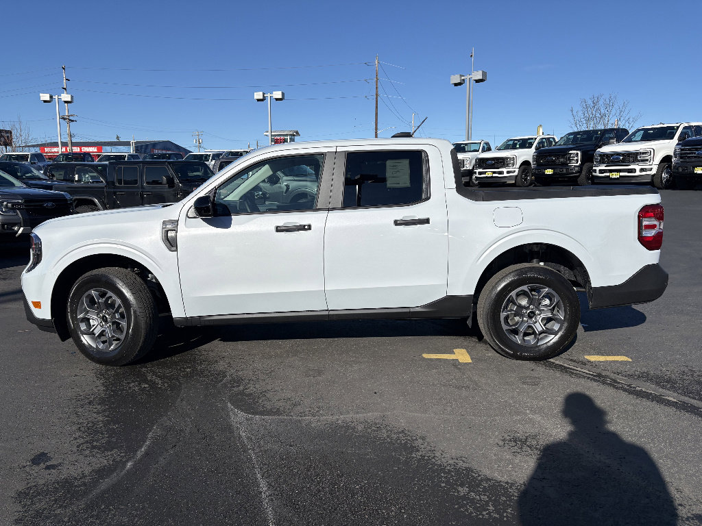 New 2026 Ford Maverick XLT w/ XLT Luxury Package FWD image 11