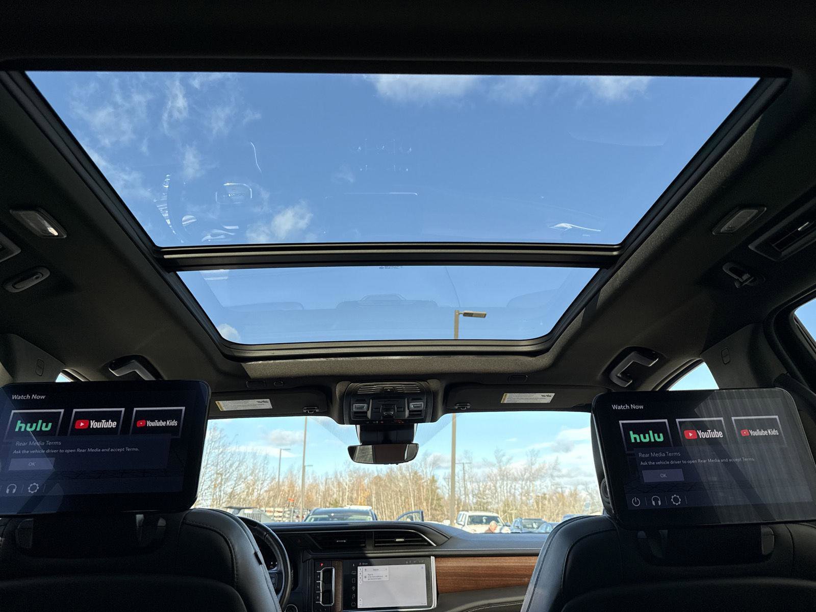 Used 2023 GMC Yukon Denali Ultimate image 27