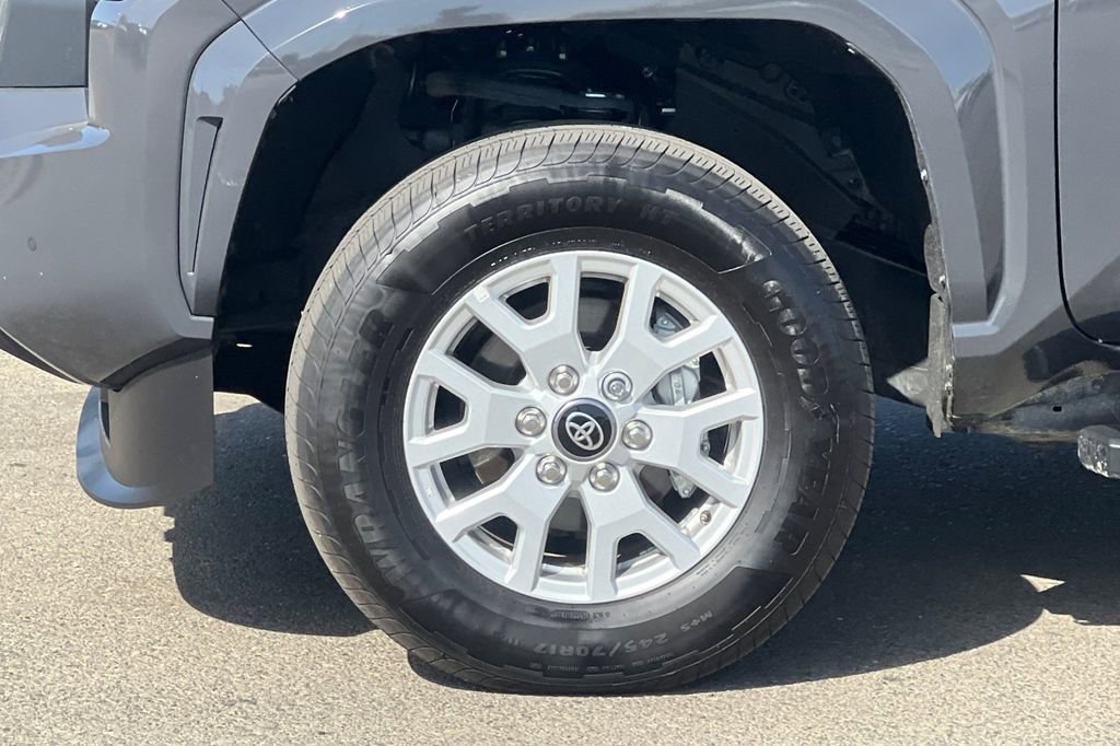 Certified 2025 Toyota Tacoma SR5 w/ SR5 Upgrade Package image 28