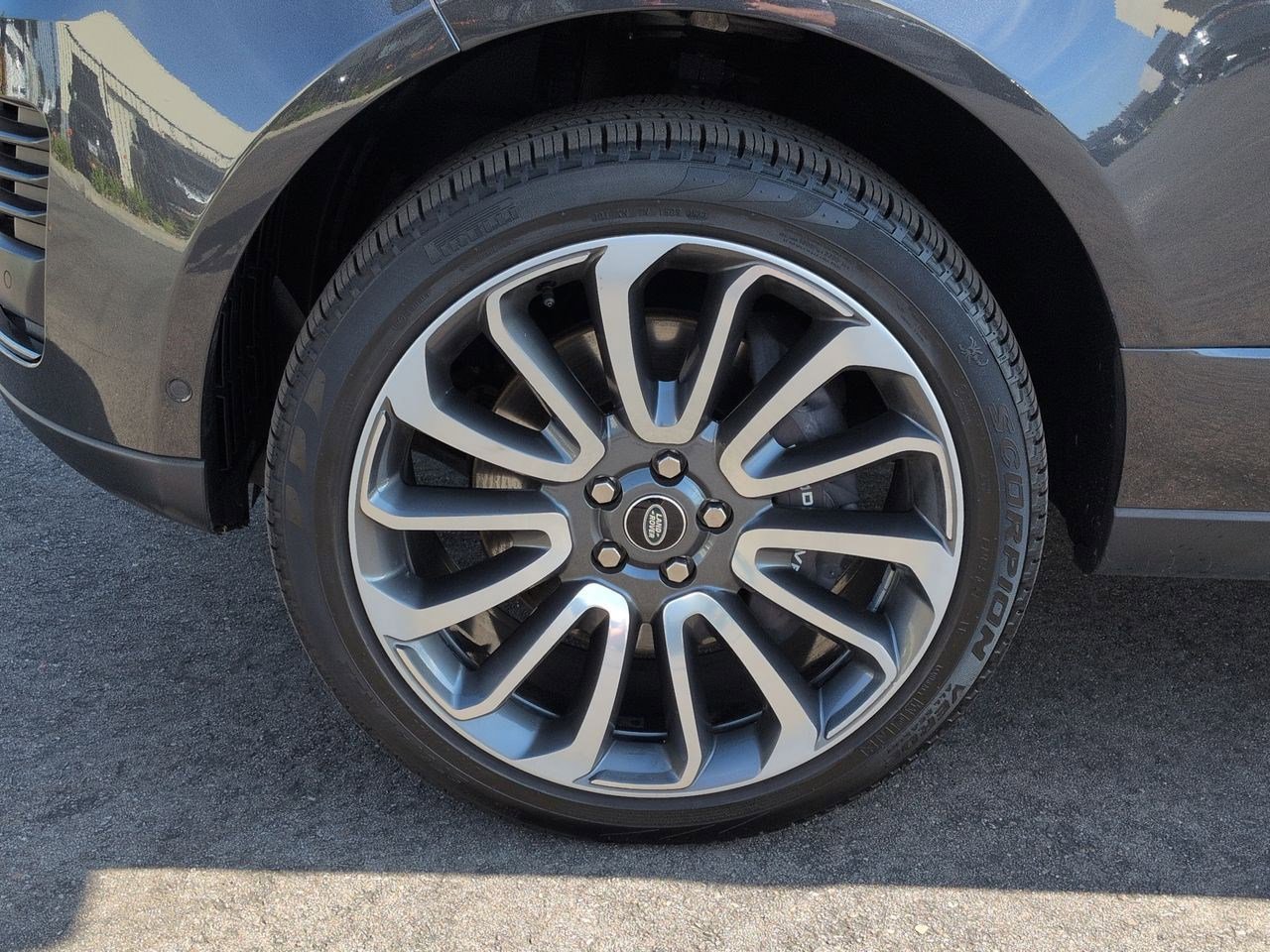 Used 2021 Land Rover Range Rover P525 Westminster Edition AWD/4WD image 28