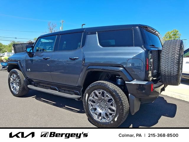 Used 2025 GMC Hummer EV 3X w/ LPO, Cargo Utility Package AWD/4WD image 8