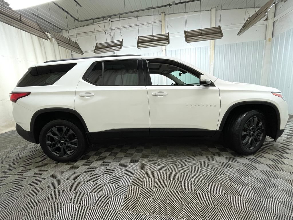 Used 2020 Chevrolet Traverse RS w/ LPO, Floor Liner Package AWD/4WD image 22