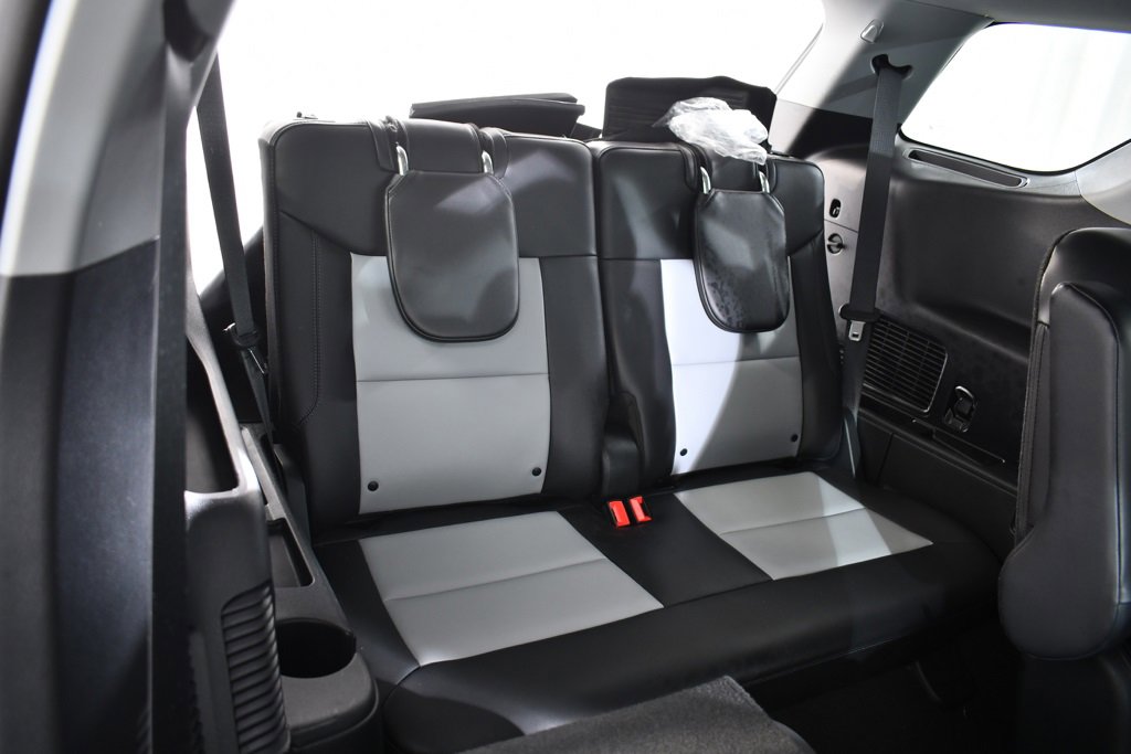 Used 2023 Ford Explorer XLT w/ Equipment Group 202A image 20