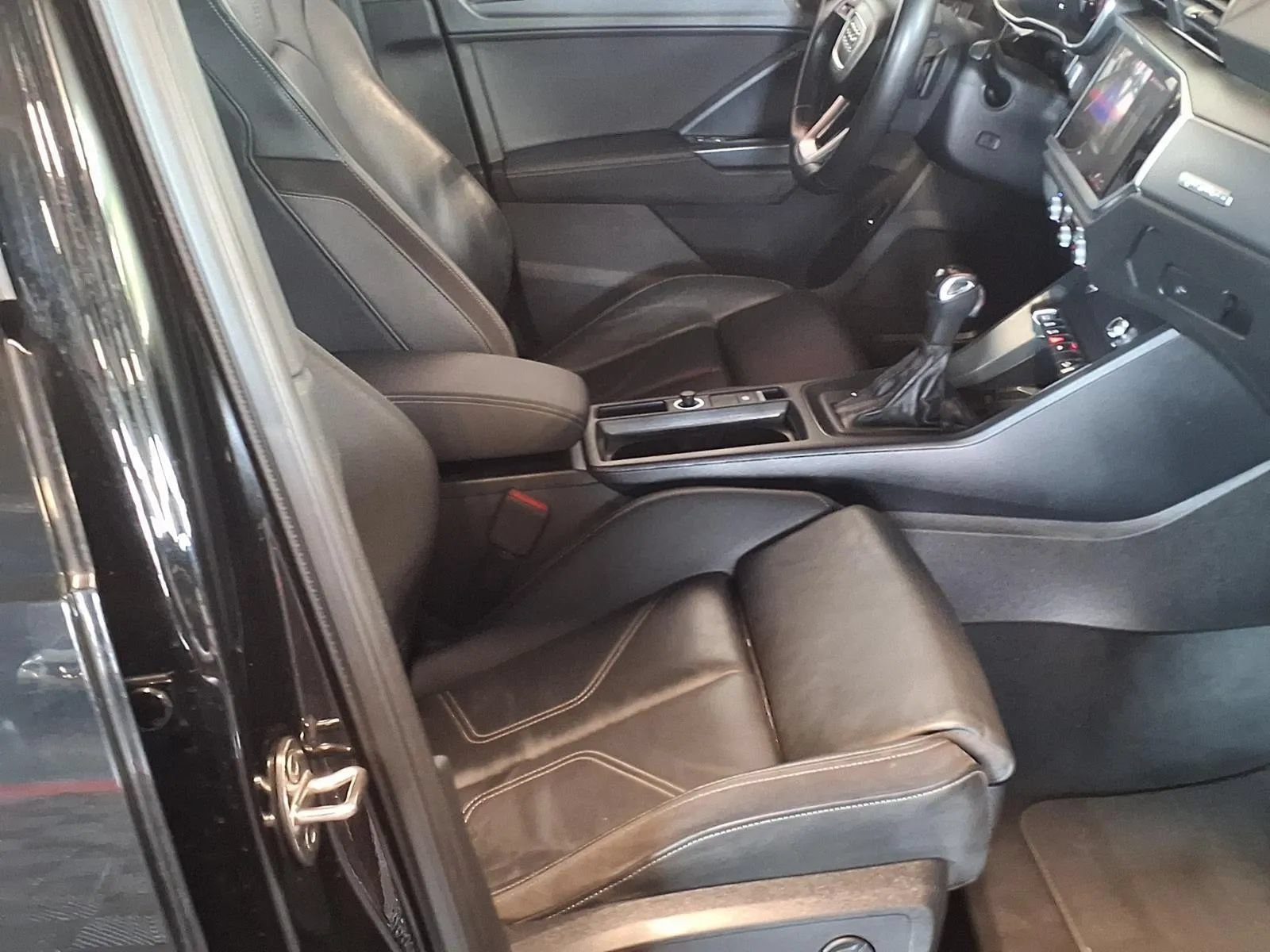 Used 2019 Audi Q3 2.0T Premium Plus w/ Premium Plus Package AWD/4WD image 13