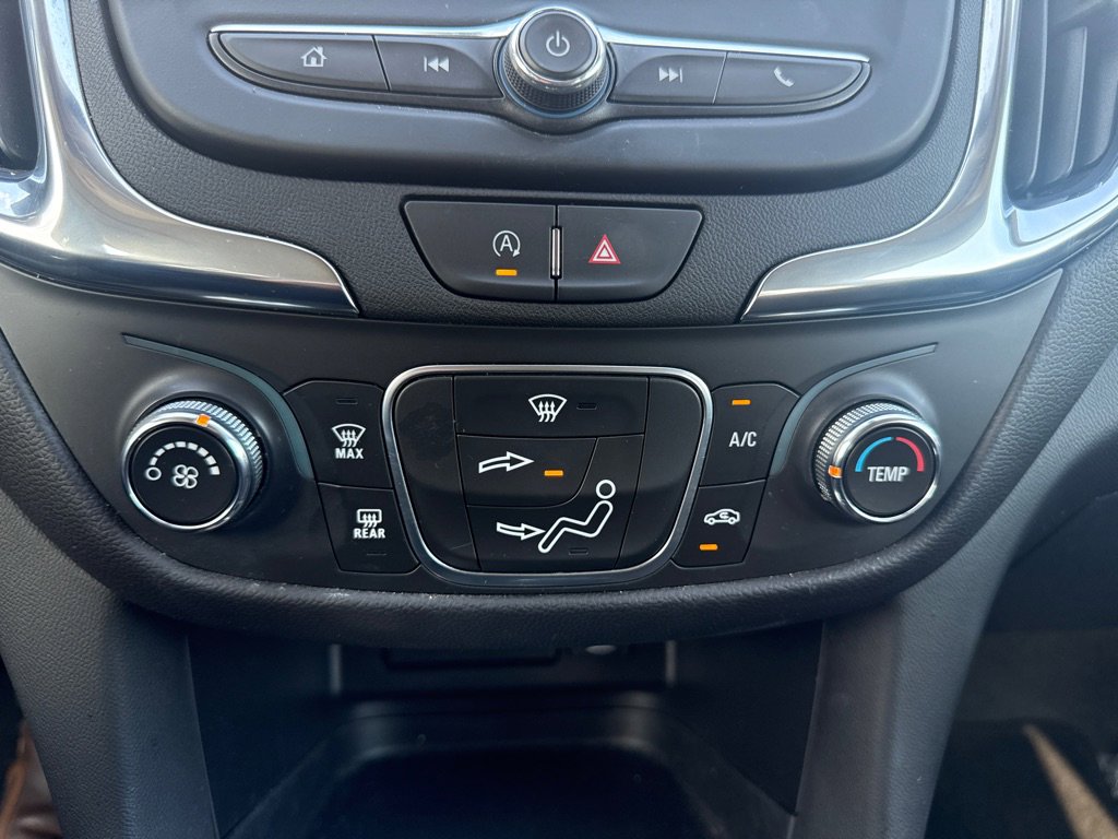 Used 2024 Chevrolet Equinox LT image 36