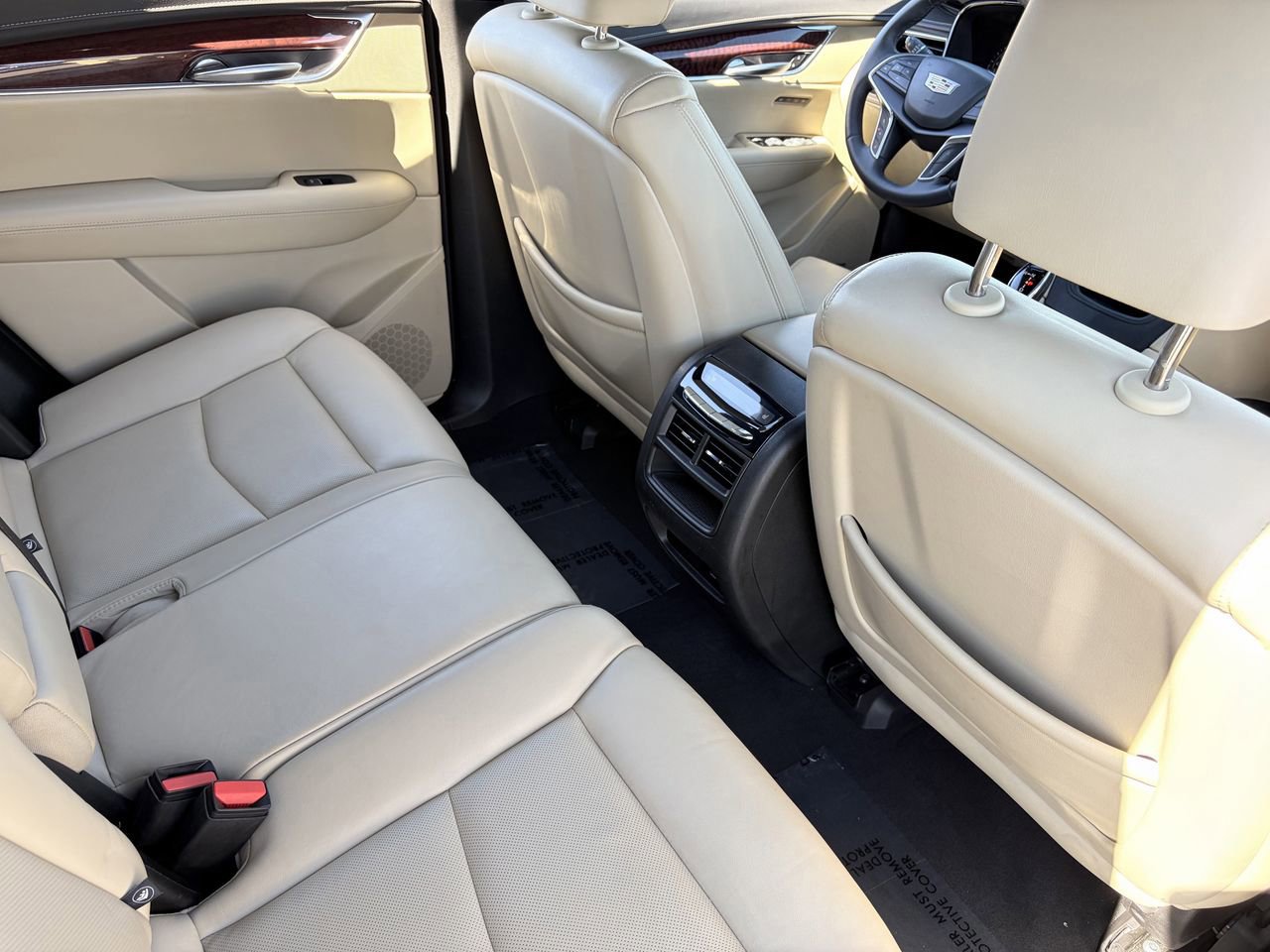 Used 2018 Cadillac XT5 Premium Luxury w/ LPO, Wheel Lock Package image 14