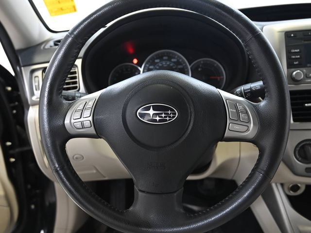 Used 2010 Subaru Impreza 2.5i Premium AWD/4WD image 4