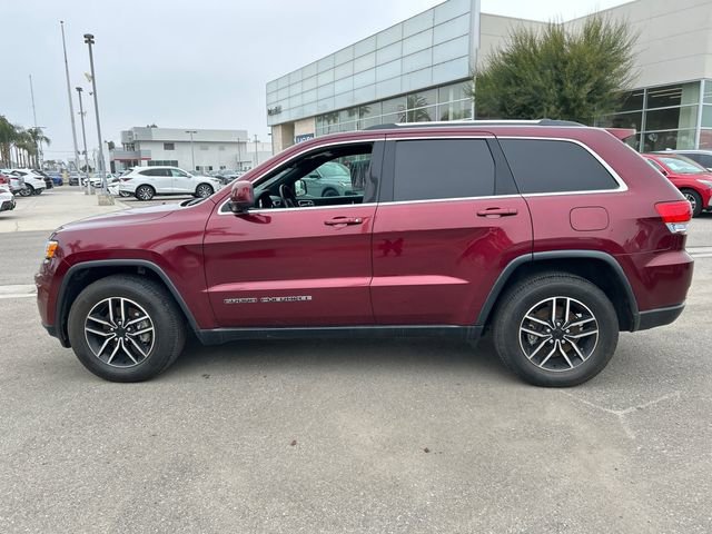 Used 2019 Jeep Grand Cherokee Laredo video 4