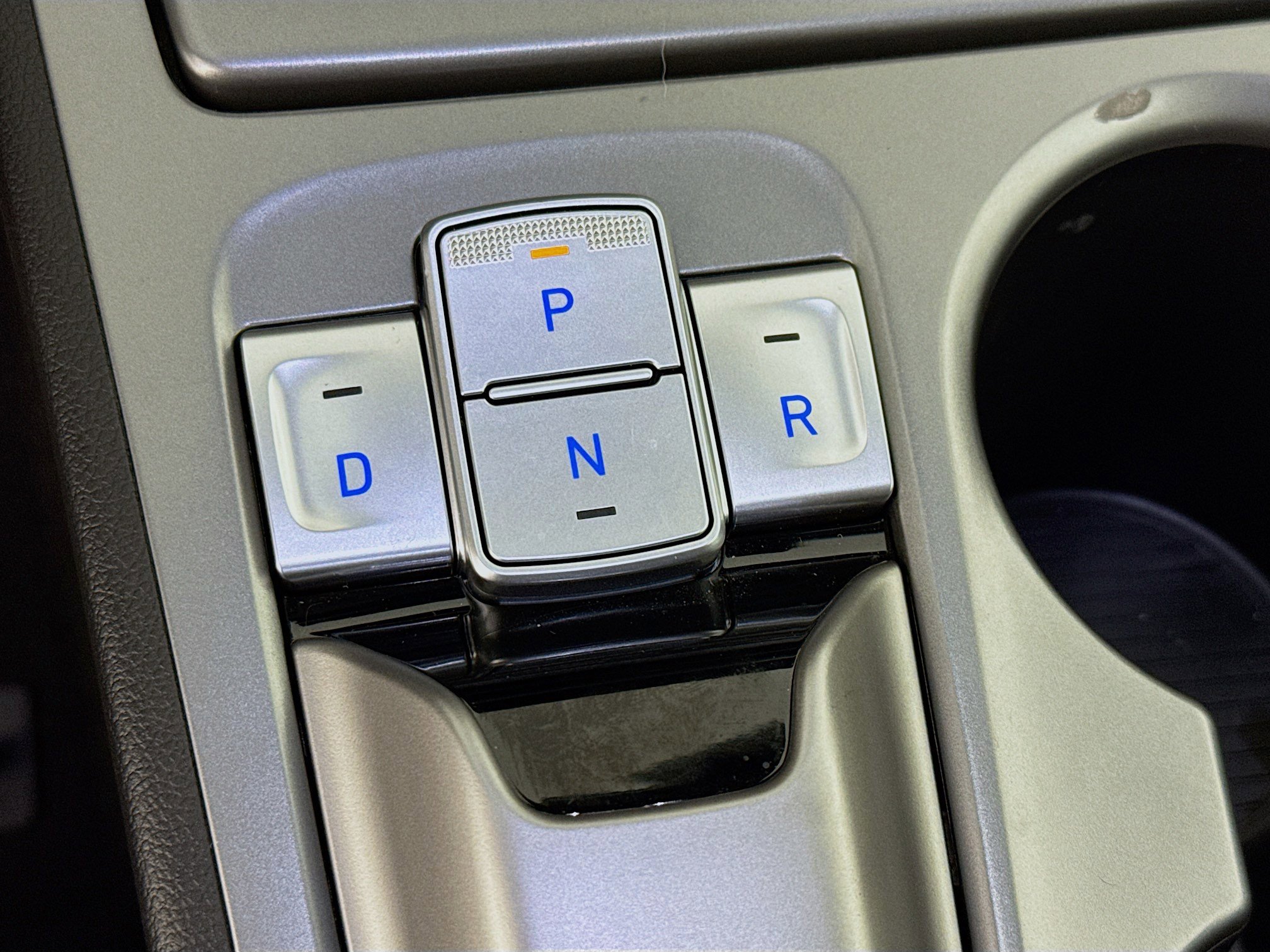 Used 2023 Hyundai Kona Limited image 19