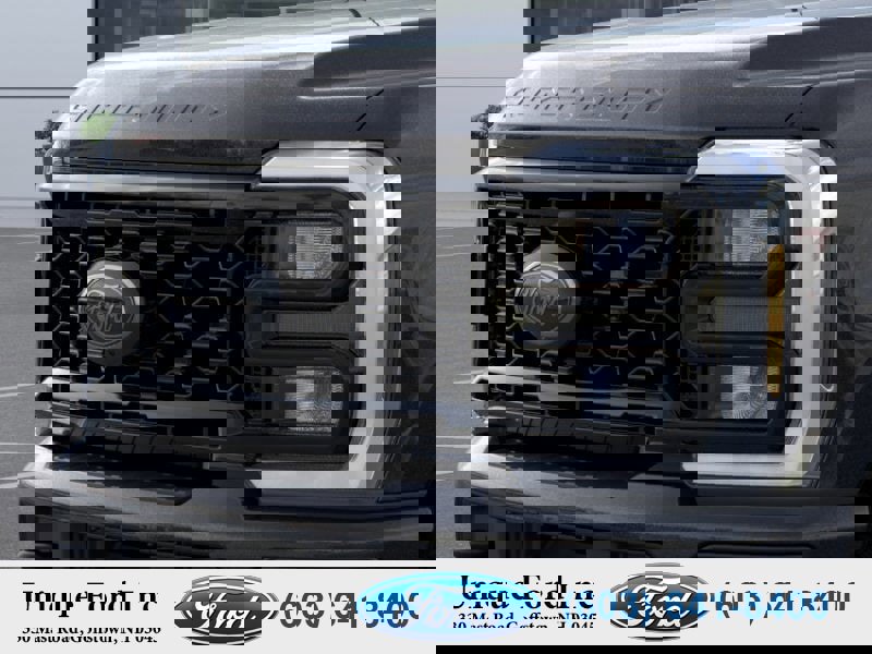 New 2026 Ford F350 Lariat w/ Black Appearance Package image 46
