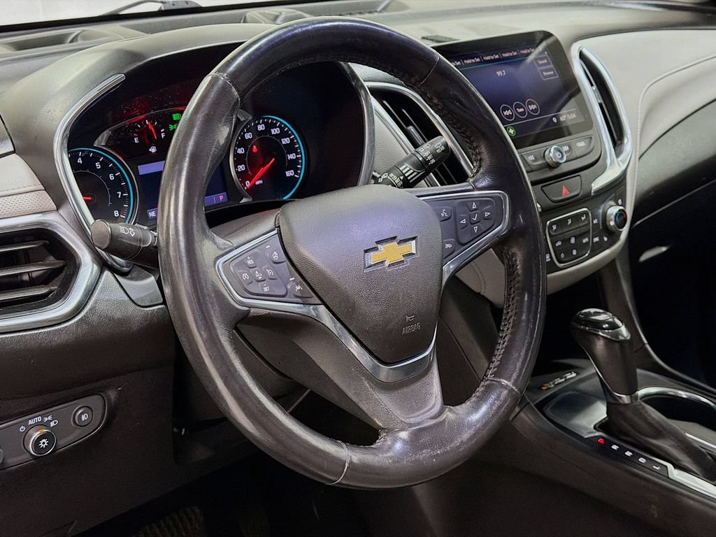Used 2019 Chevrolet Equinox Premier FWD image 12