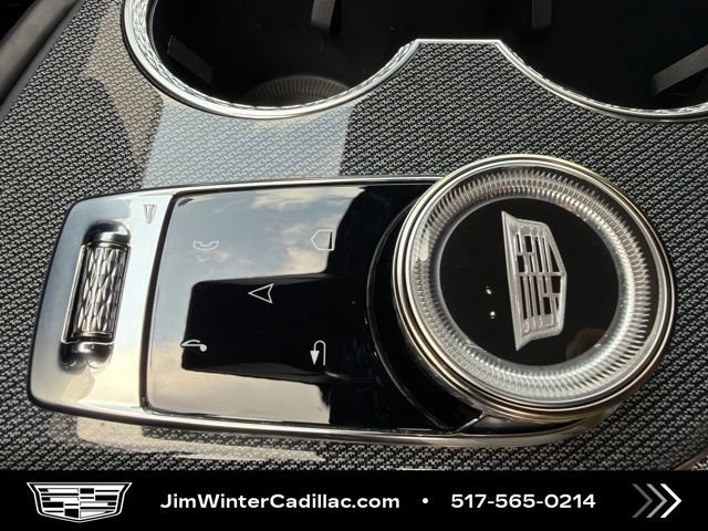Certified 2025 Cadillac Optiq Luxury 2 w/ LPO, Floor Liner Package AWD/4WD image 28