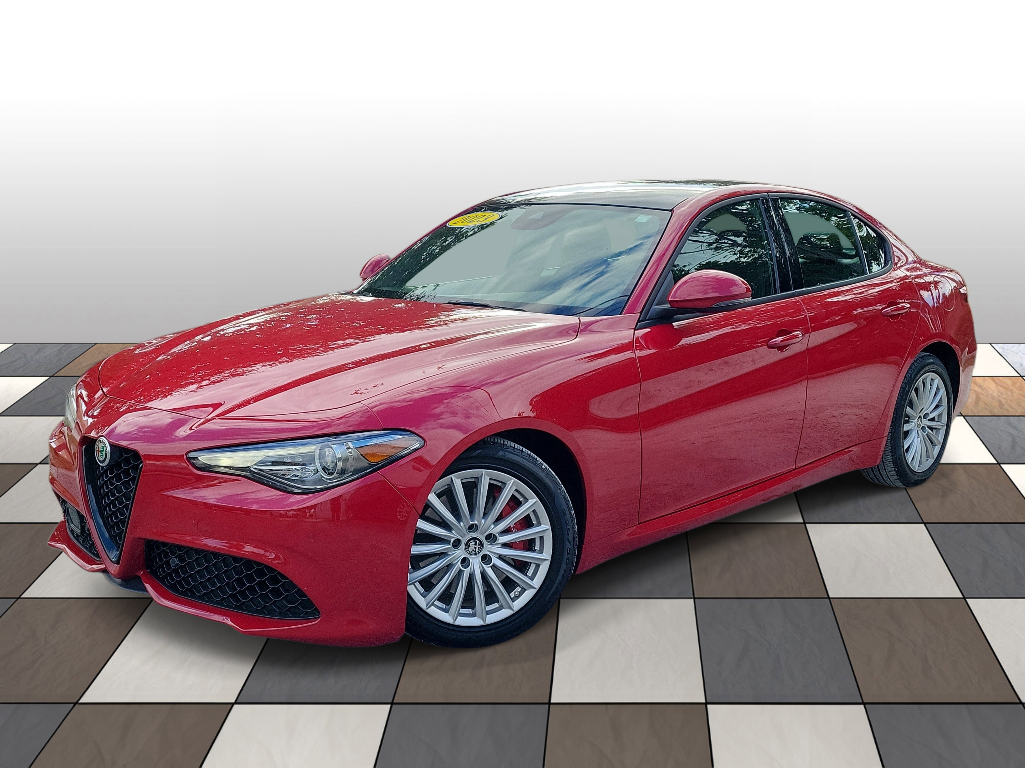 Used 2023 Alfa Romeo Giulia Sprint image 1