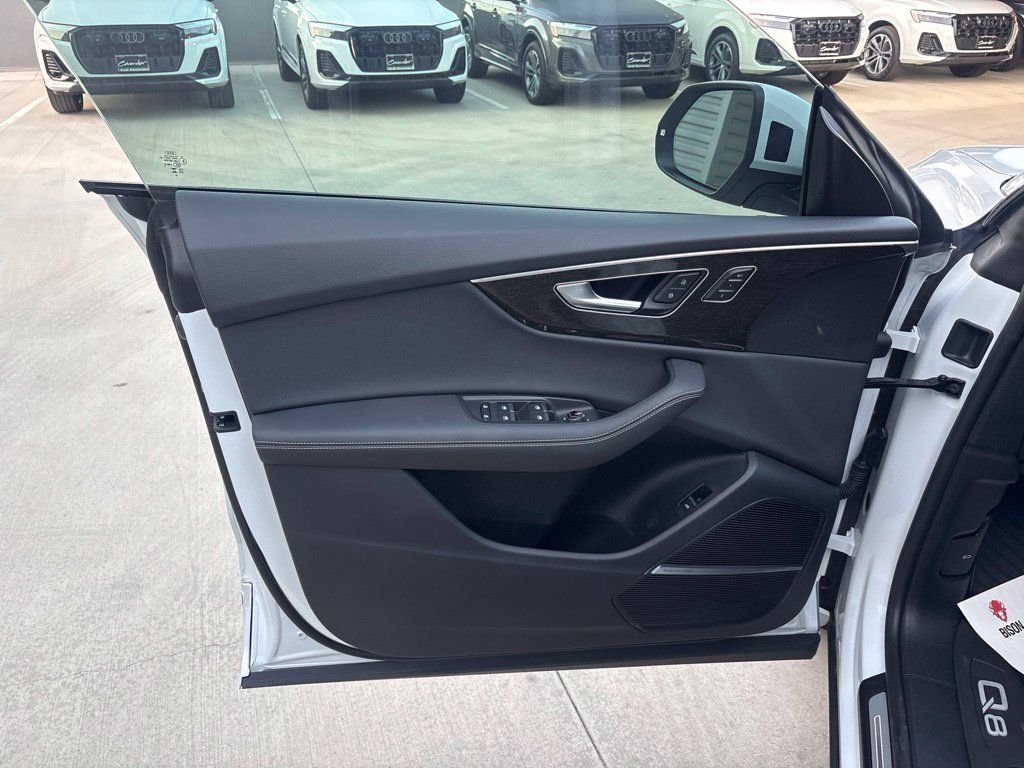 Used 2026 Audi Q8 Premium Plus AWD/4WD image 10