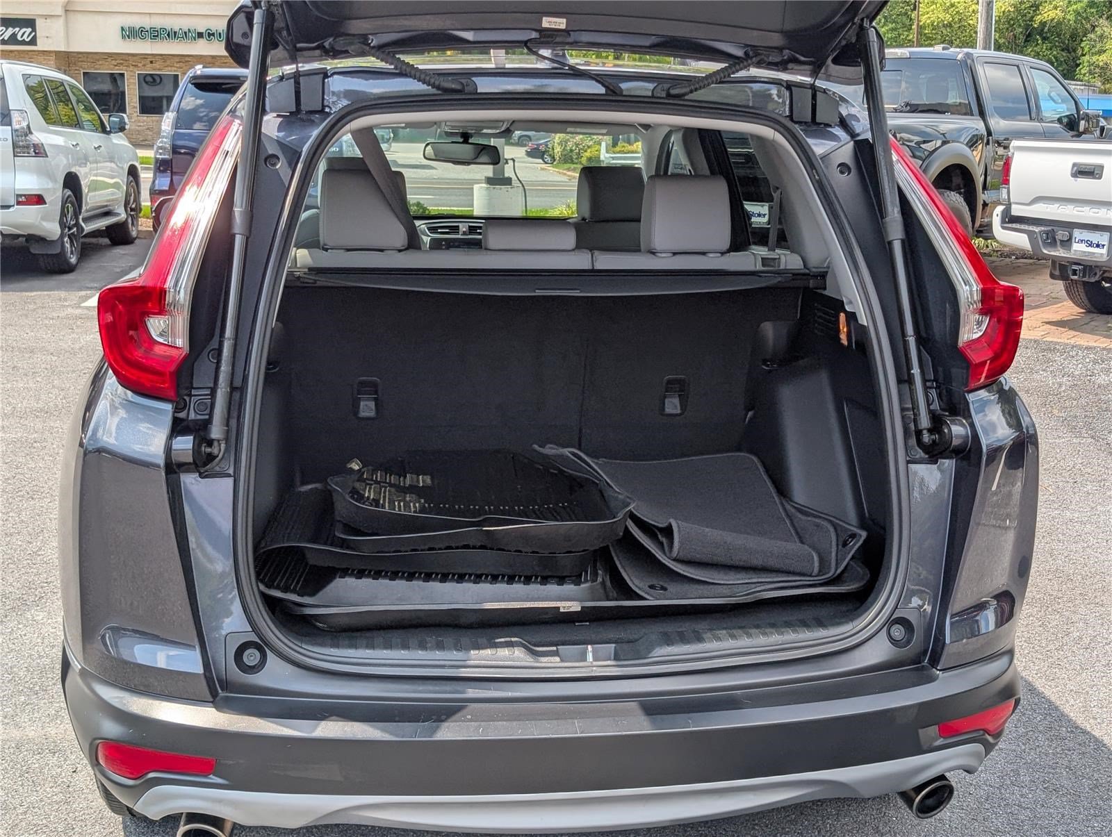 Used 2017 Honda CR-V Touring image 14