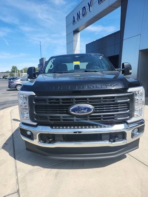 New 2026 Ford F250 XL image 3