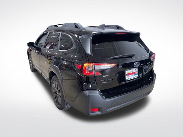 Used 2025 Subaru Outback Onyx Edition image 3