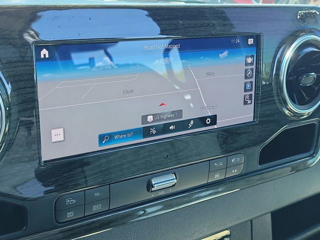 Used 2021 Mercedes-Benz Sprinter 144 Cargo image 33