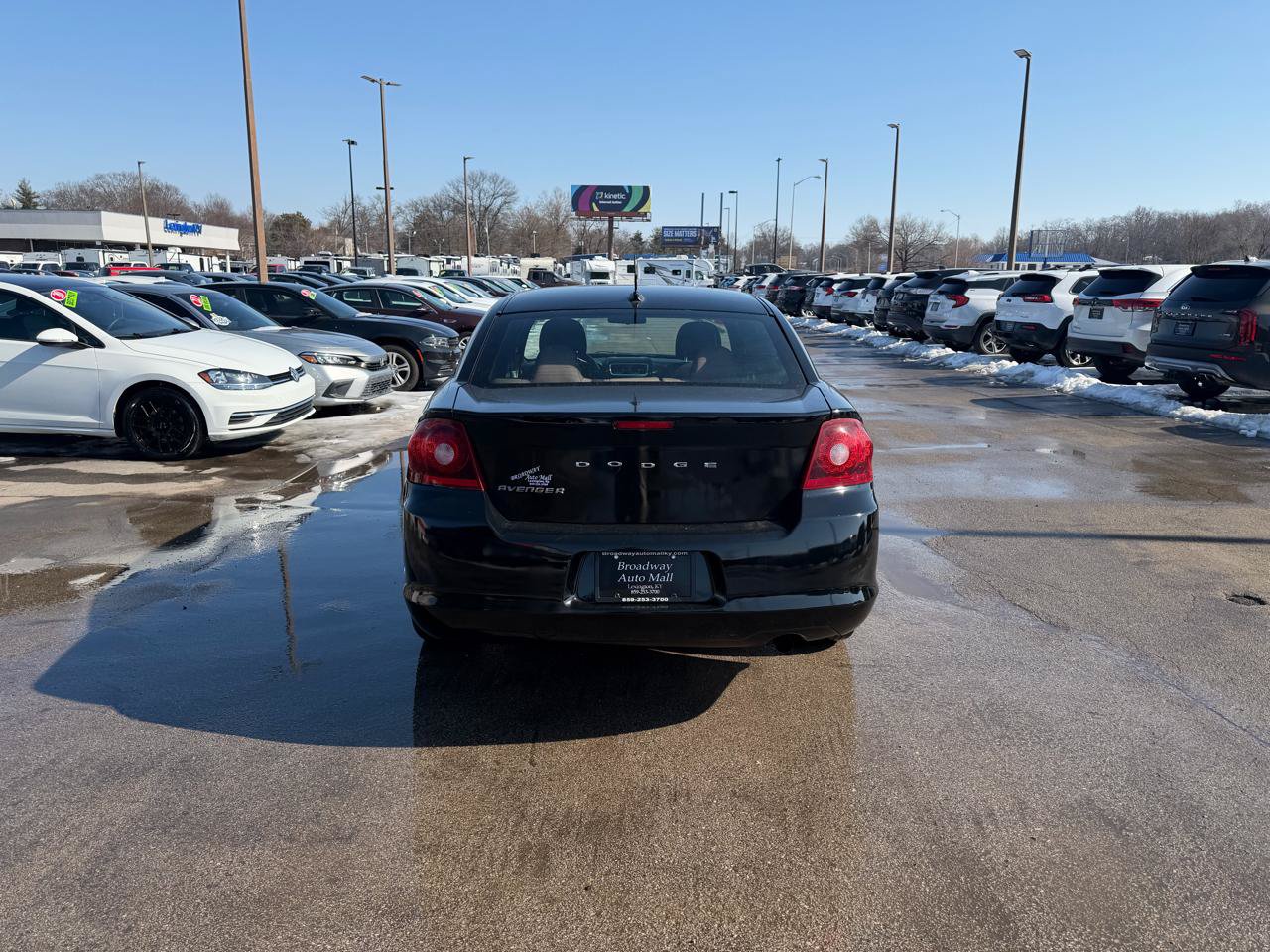 Used 2012 Dodge Avenger SE FWD image 5