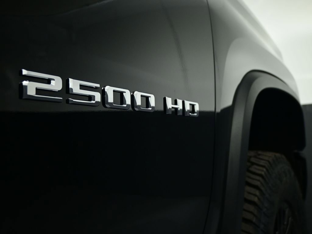Used 2024 Chevrolet Silverado 2500 ZR2 w/ Technology Package image 71
