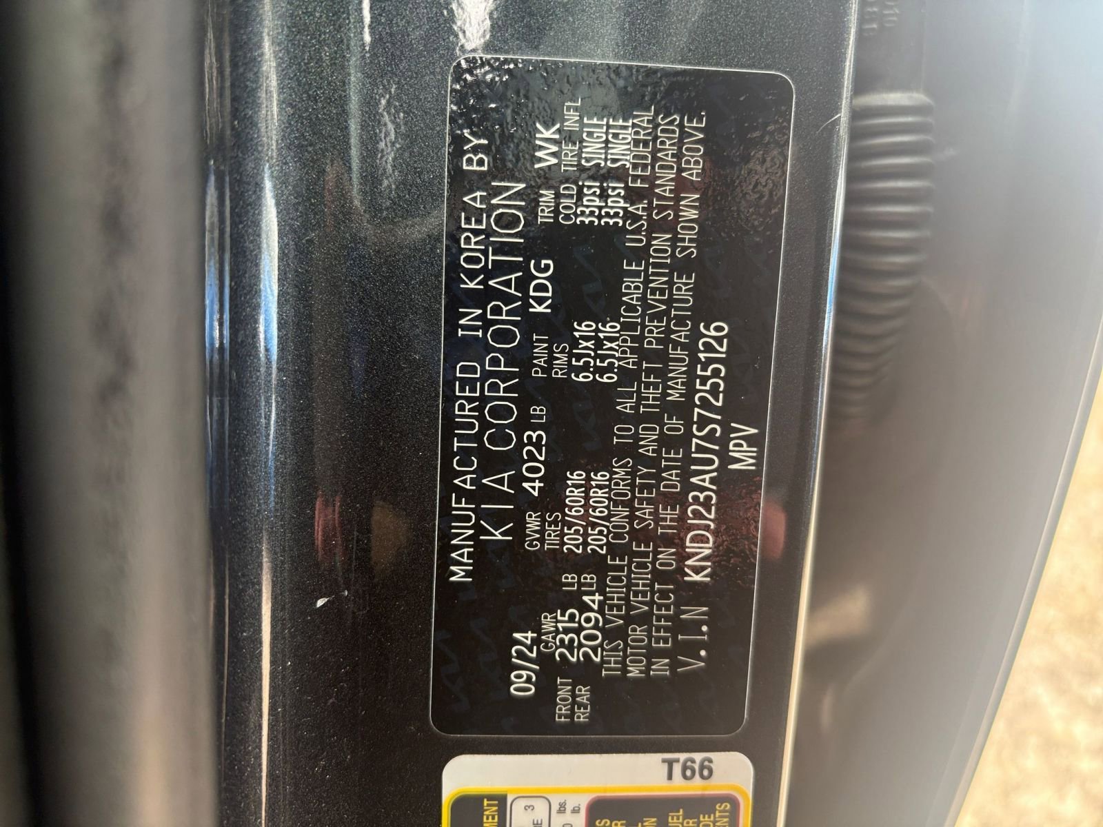 Used 2025 Toyota Corolla LE image 24