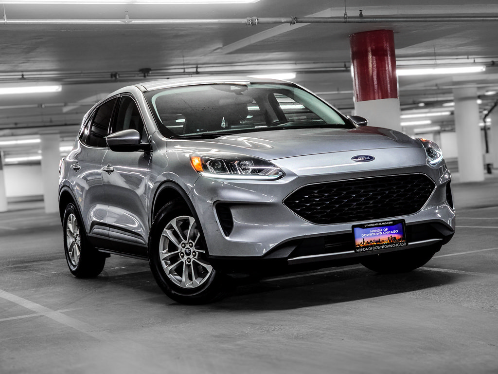 Used 2021 Ford Escape SE w/ Convenience Package FWD image 4